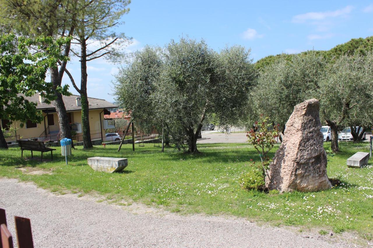 Residenza Al Parco Lägenhet Pastrengo Exteriör bild